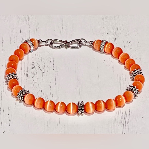 Orange Cat-Eye Handmade Beaded Ankle Bracelet with Silver Daisy Accents - Picture 4 of 6